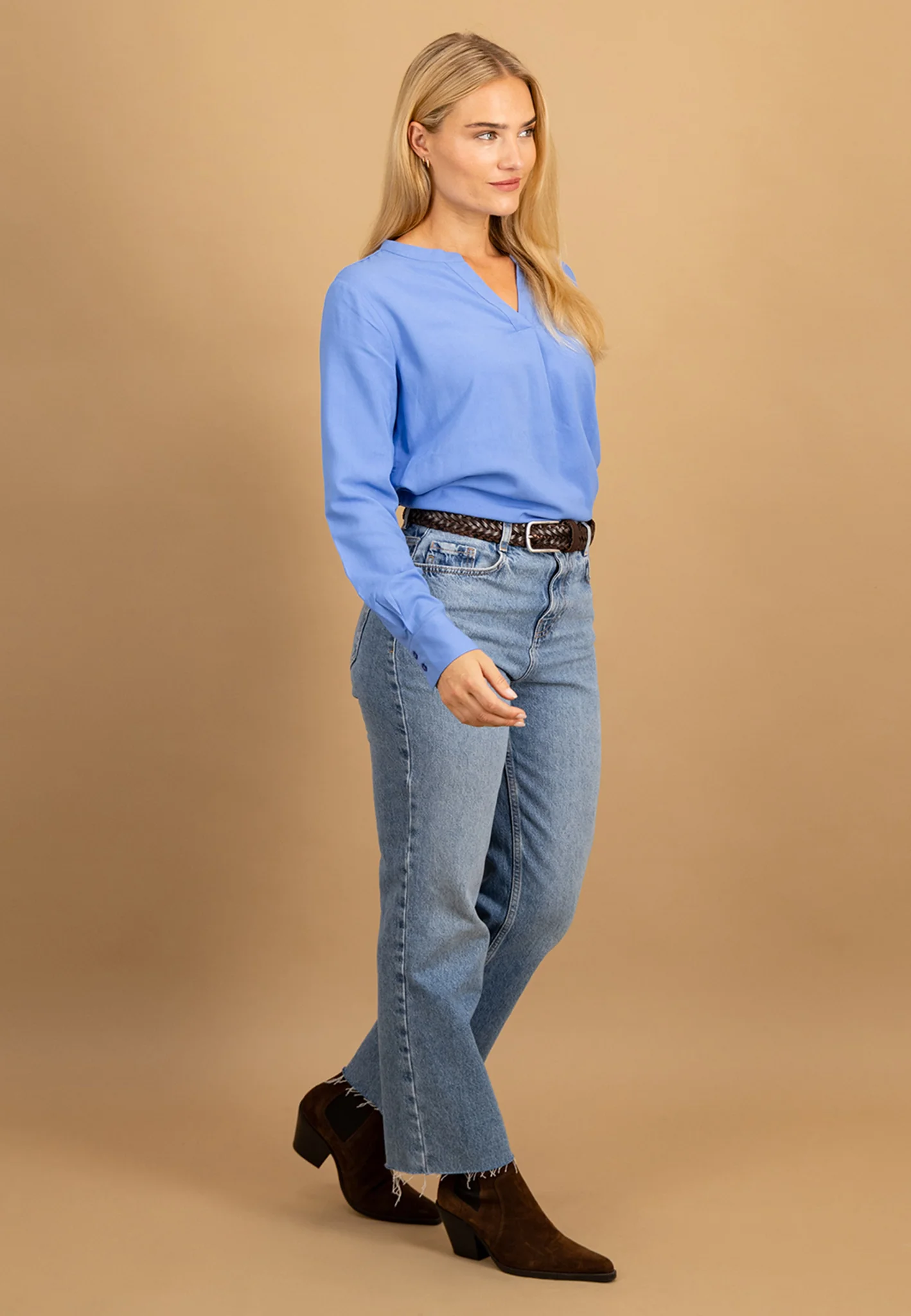 Bluse aus Viskose mit Serafino-Ausschnitt - Image 14