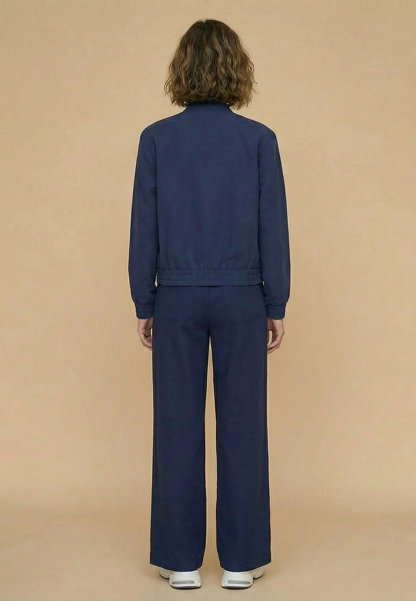 Bomberjacke aus Materialmix mit Reißverschluss und elastischen Abschlüssen - Image 3