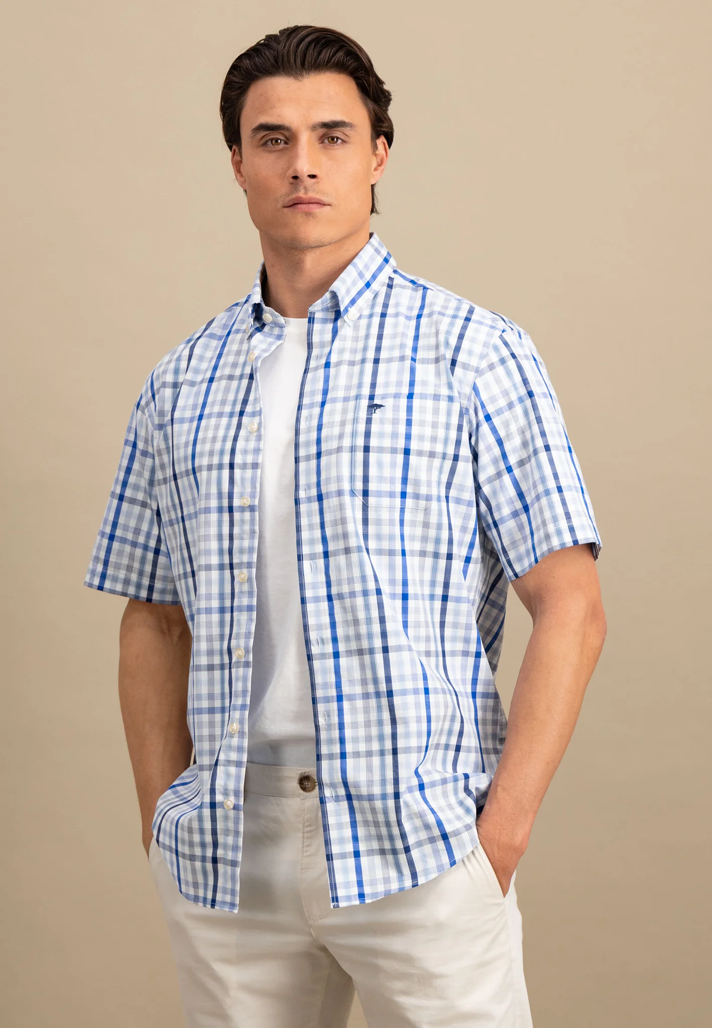 Fein kariertes Halbarm-Hemd mit Logodetail - Image 3