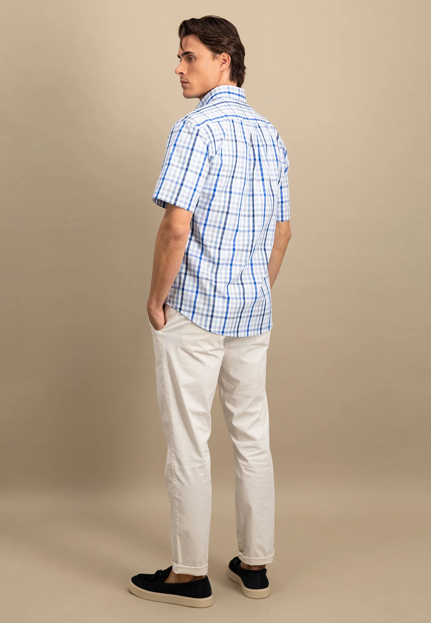 Fein kariertes Halbarm-Hemd mit Logodetail - Image 5