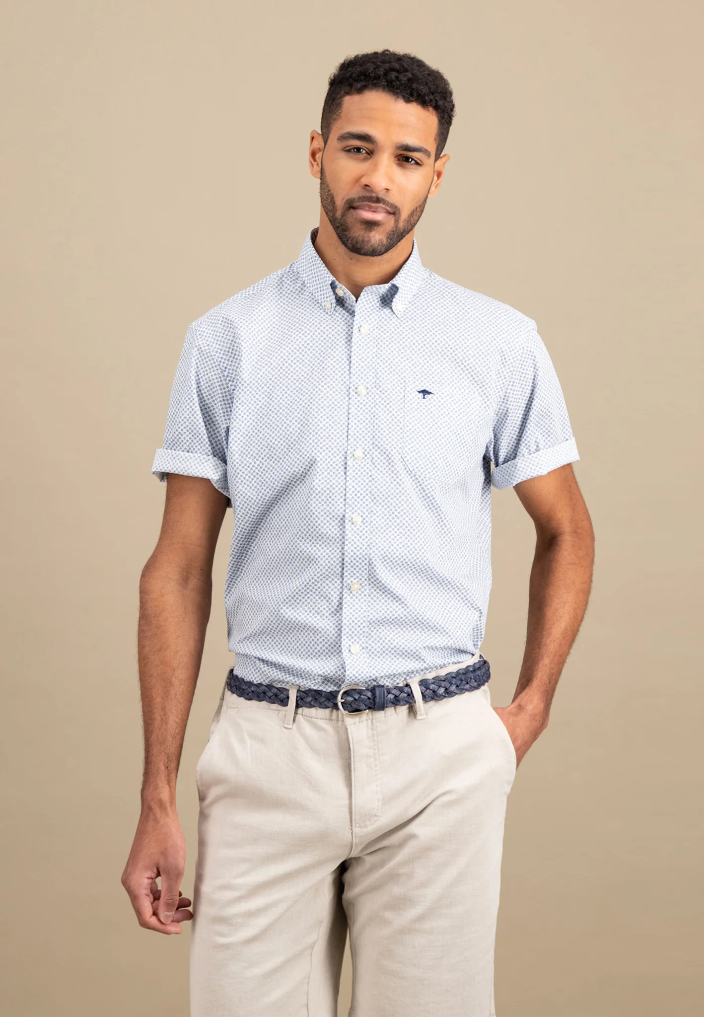 Halbarm-Hemd aus Baumwolle mit Print - Image 10