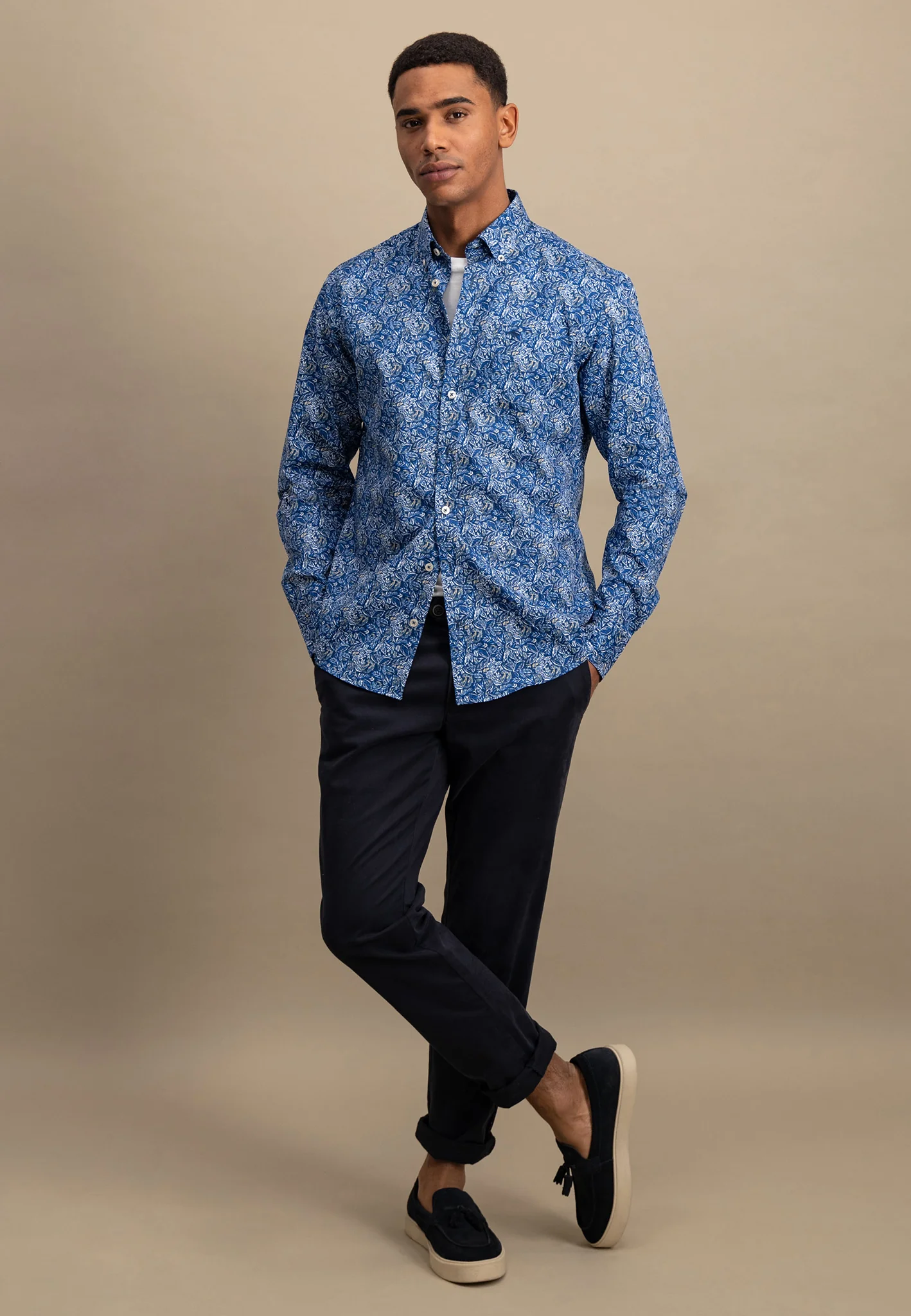 Hemd aus Baumwolle mit floralem Alloverprint - Image 3