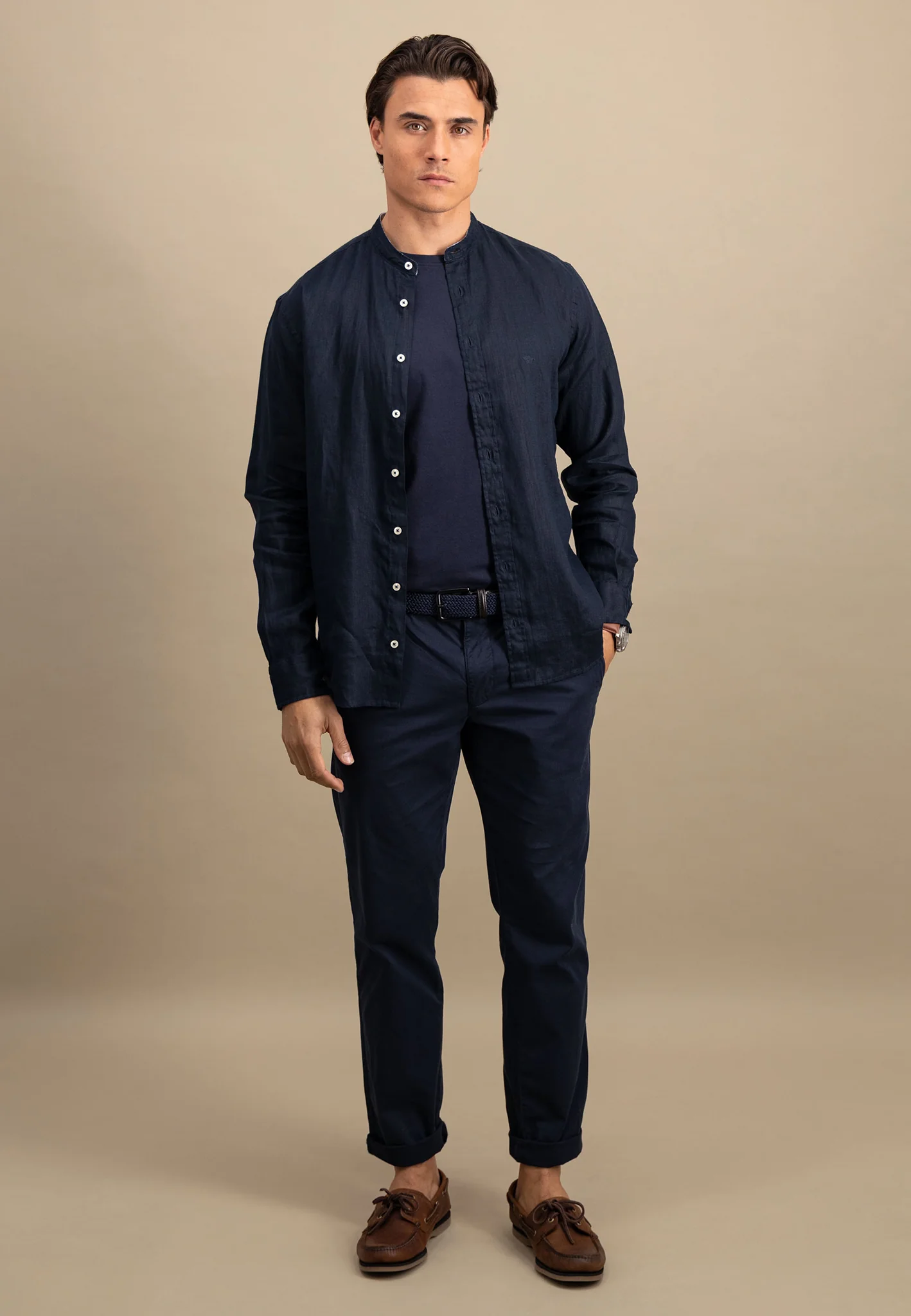 Hemd aus Leinen mit Stehkragen - Image 8