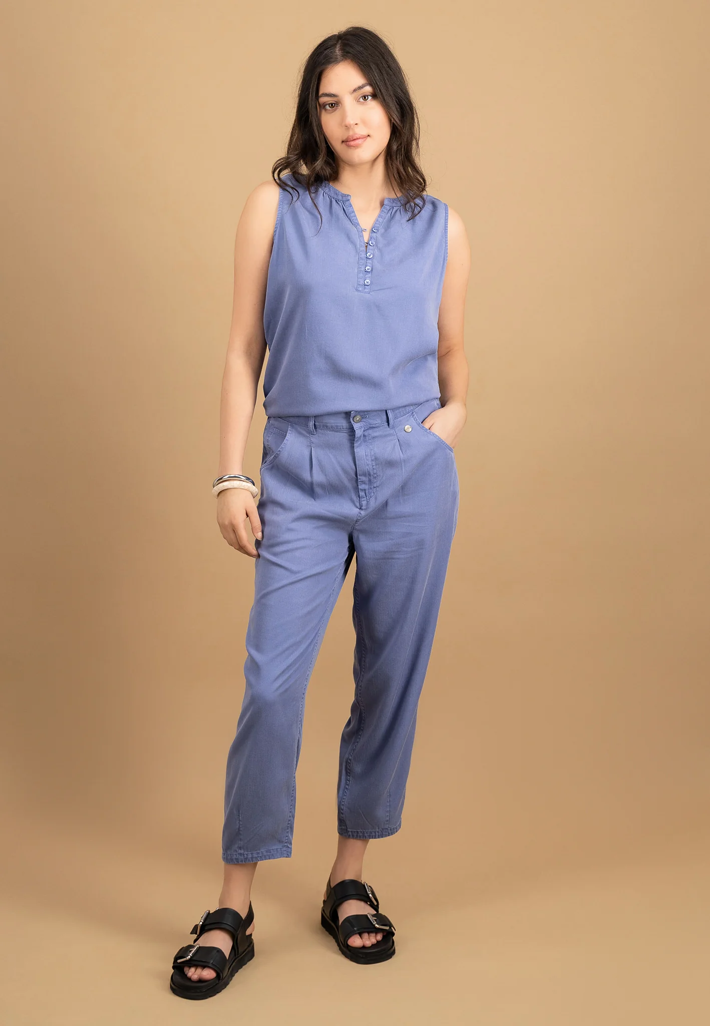 Hose aus Lyocell mit lockerer Passform und softem Griff - Straight-Leg - Image 6