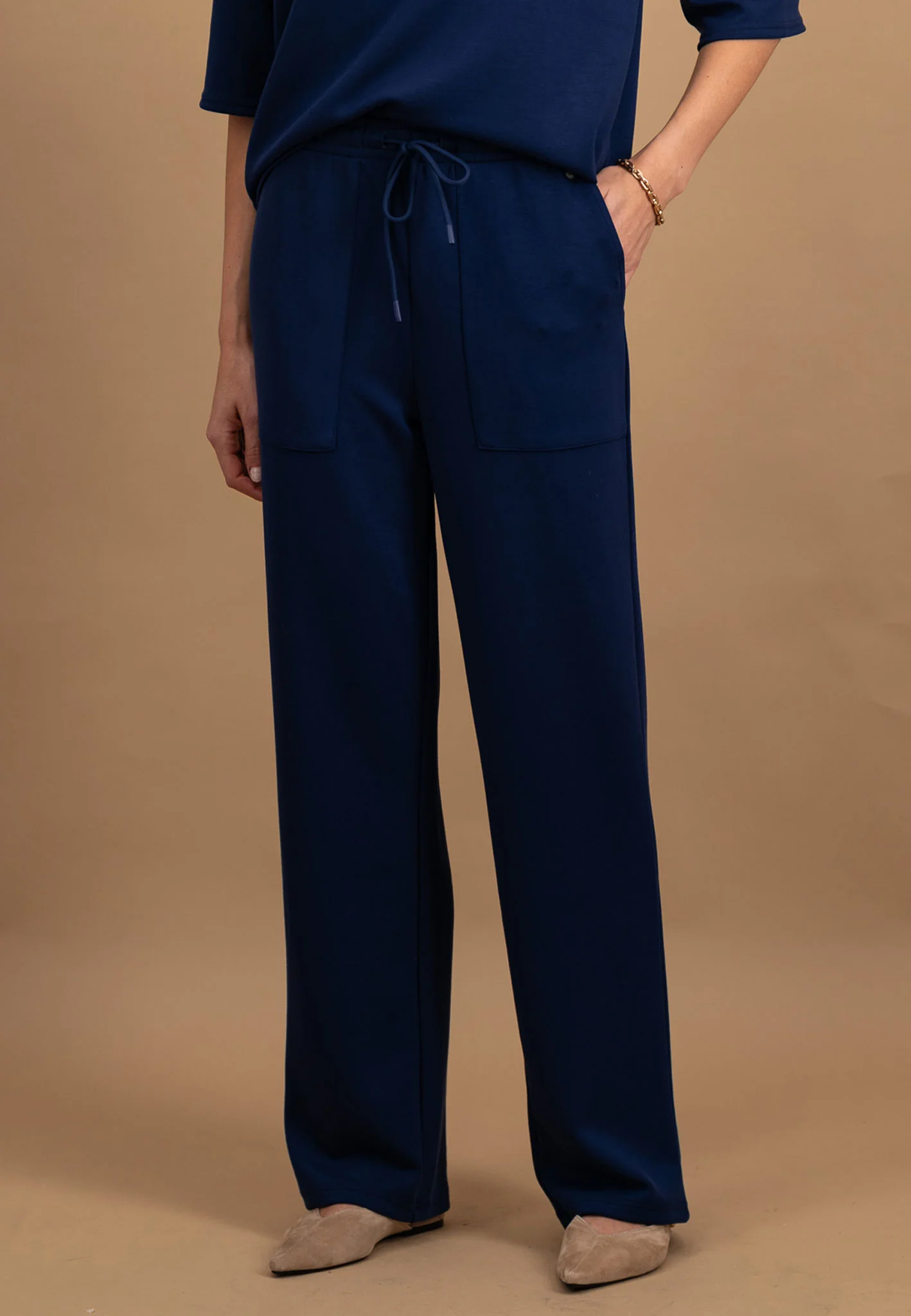 Jerseyhose aus Viskose-Mix mit Tunnelzug - Straight Leg - Image 11