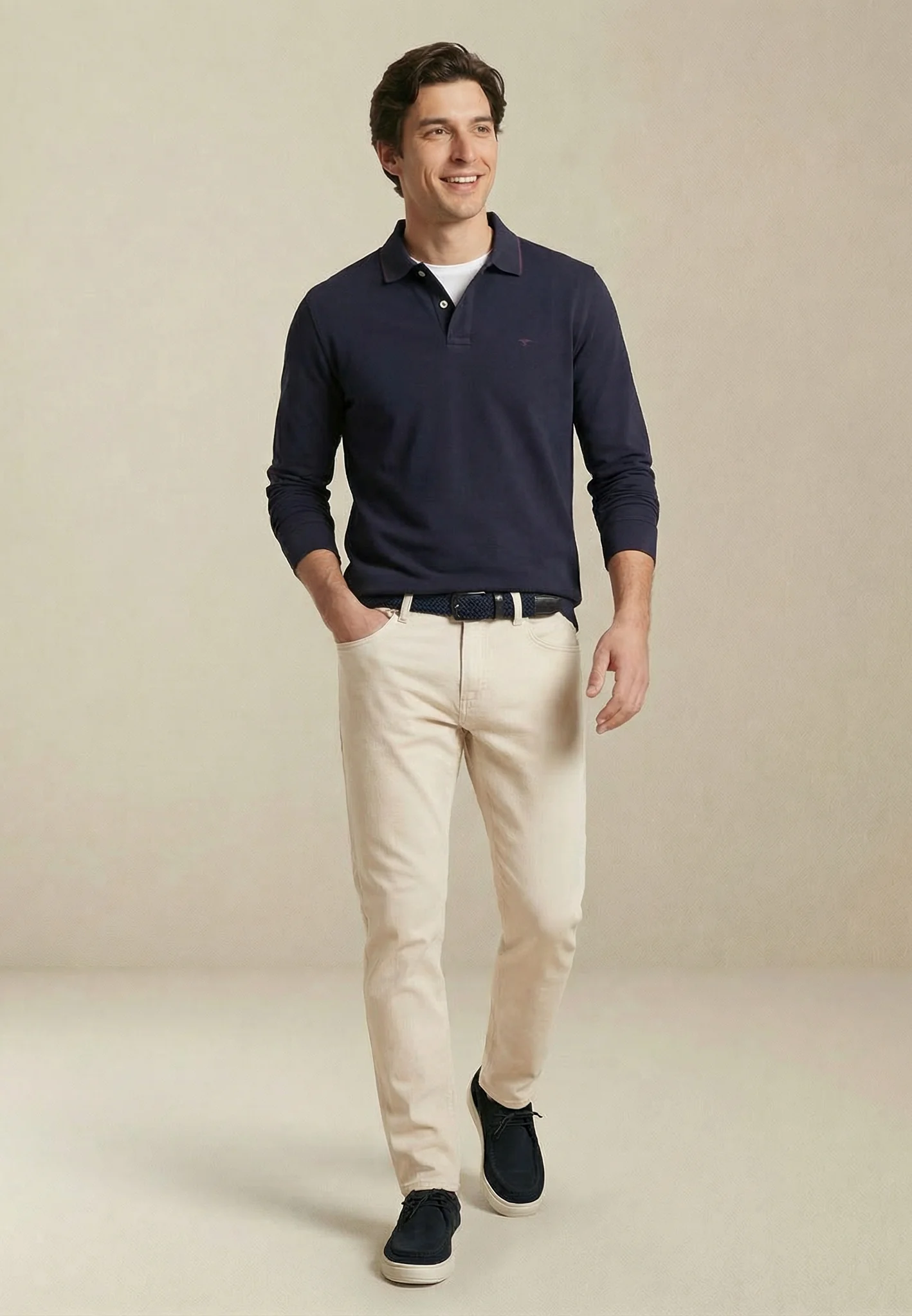 Langarm-Poloshirt aus Baumwolle mit Kontrastkragen - Image 13