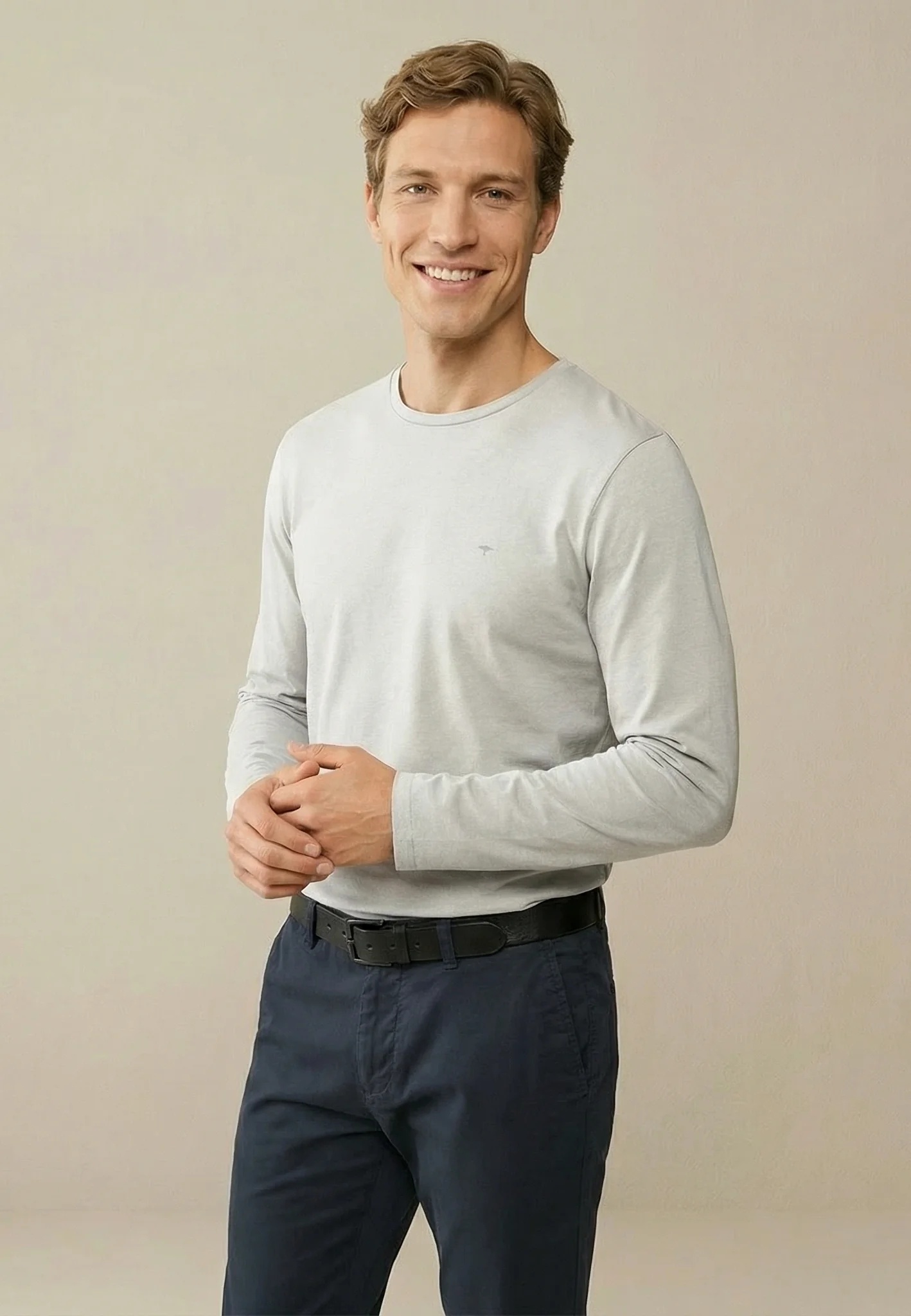 Langarmshirt aus Baumwolle mit Rundhalsausschnitt und Logostickerei - Image 15