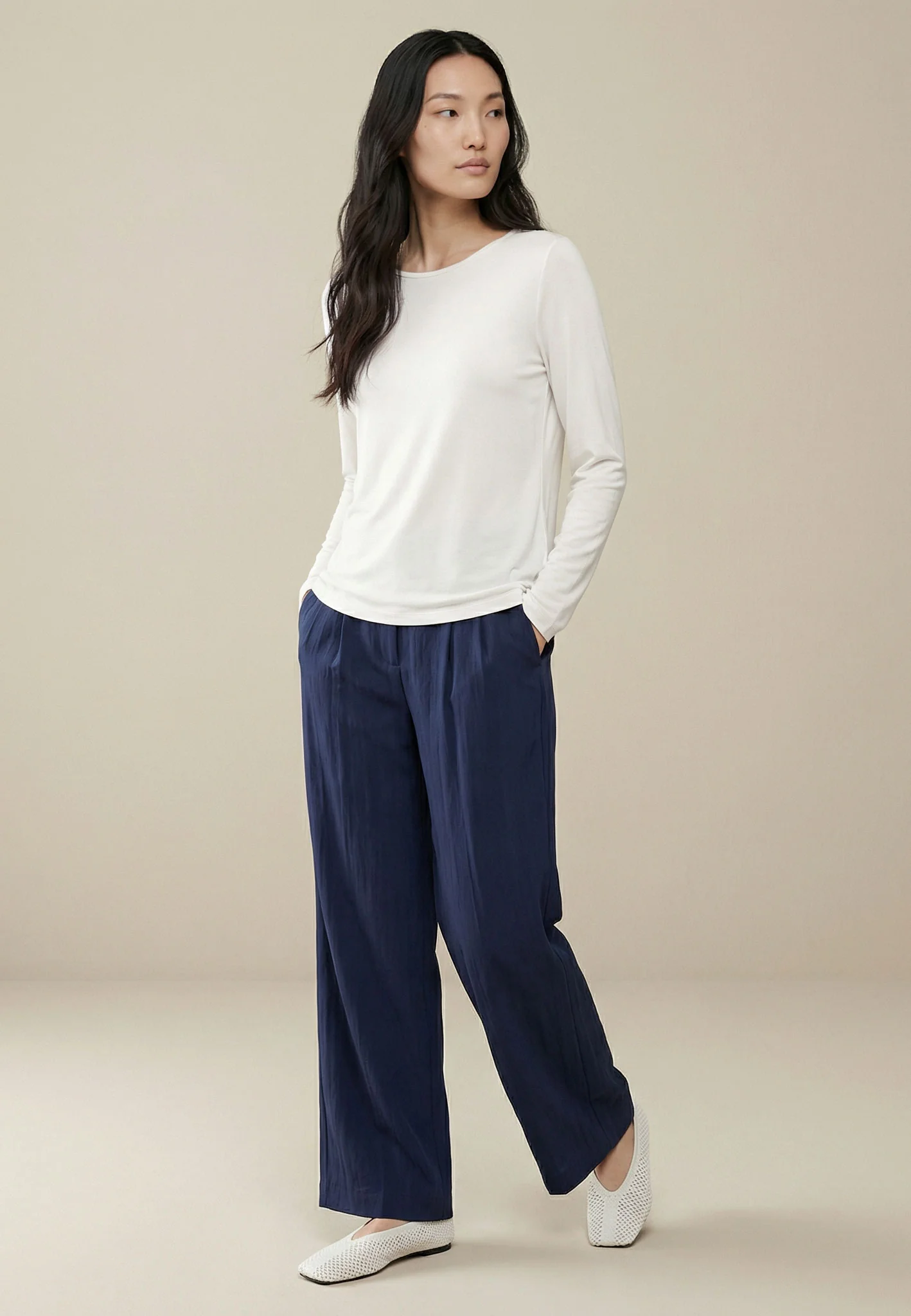 Langarmshirt aus Viskosemix mit Rundhalsausschnitt und Stretchkomfort - Image 3