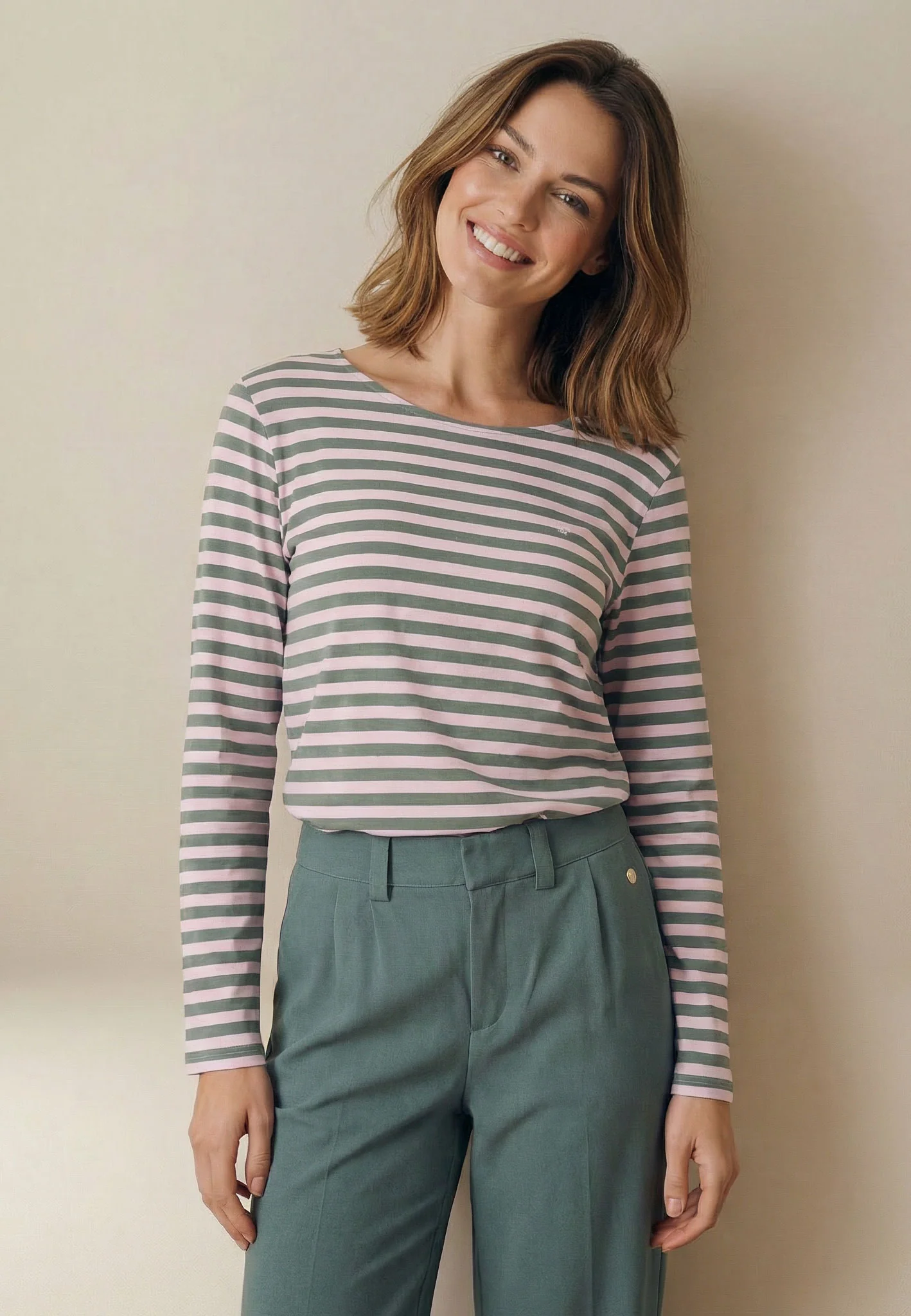 Langarmshirt aus Viskosemix mit Streifenmuster und Rundhalsausschnitt - Image 6