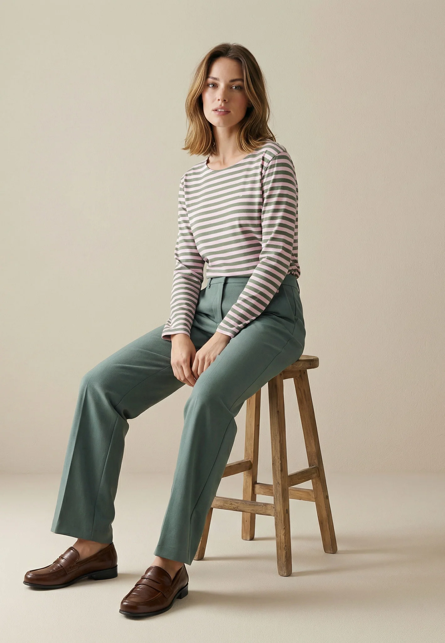 Langarmshirt aus Viskosemix mit Streifenmuster und Rundhalsausschnitt - Image 8