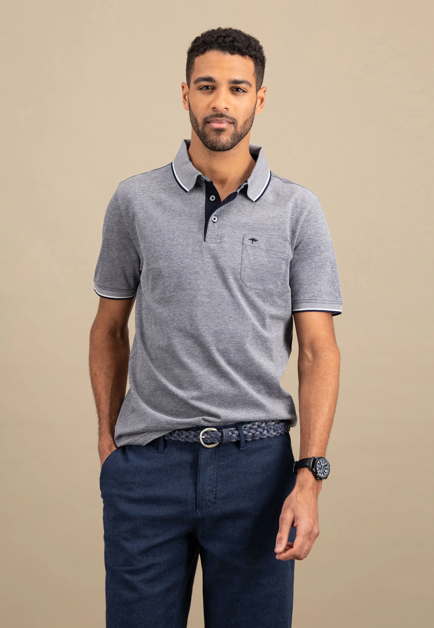 Piqué Poloshirt aus Baumwolle mit Kontrastdetails - Image 19