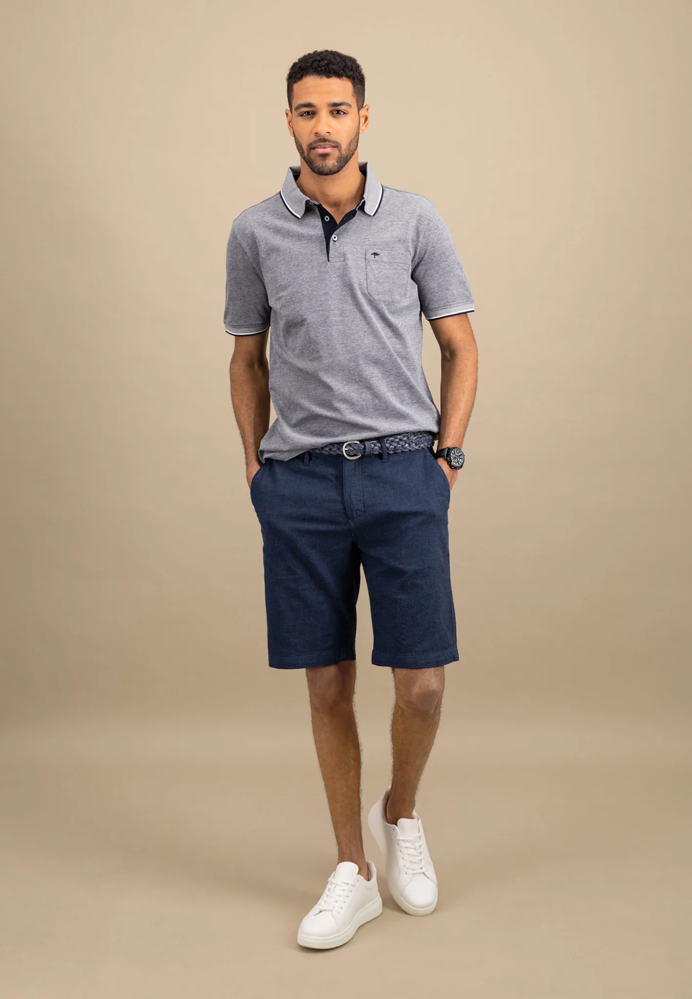 Piqué Poloshirt aus Baumwolle mit Kontrastdetails - Image 20