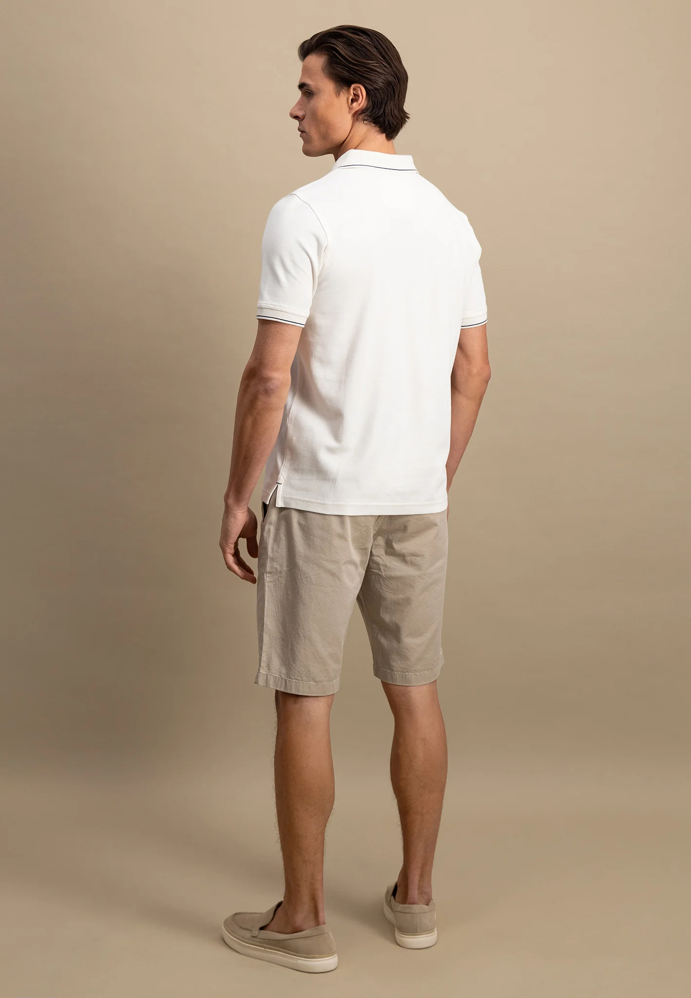 Poloshirt aus Baumwolle mit dezentem Kragendetail - Image 3