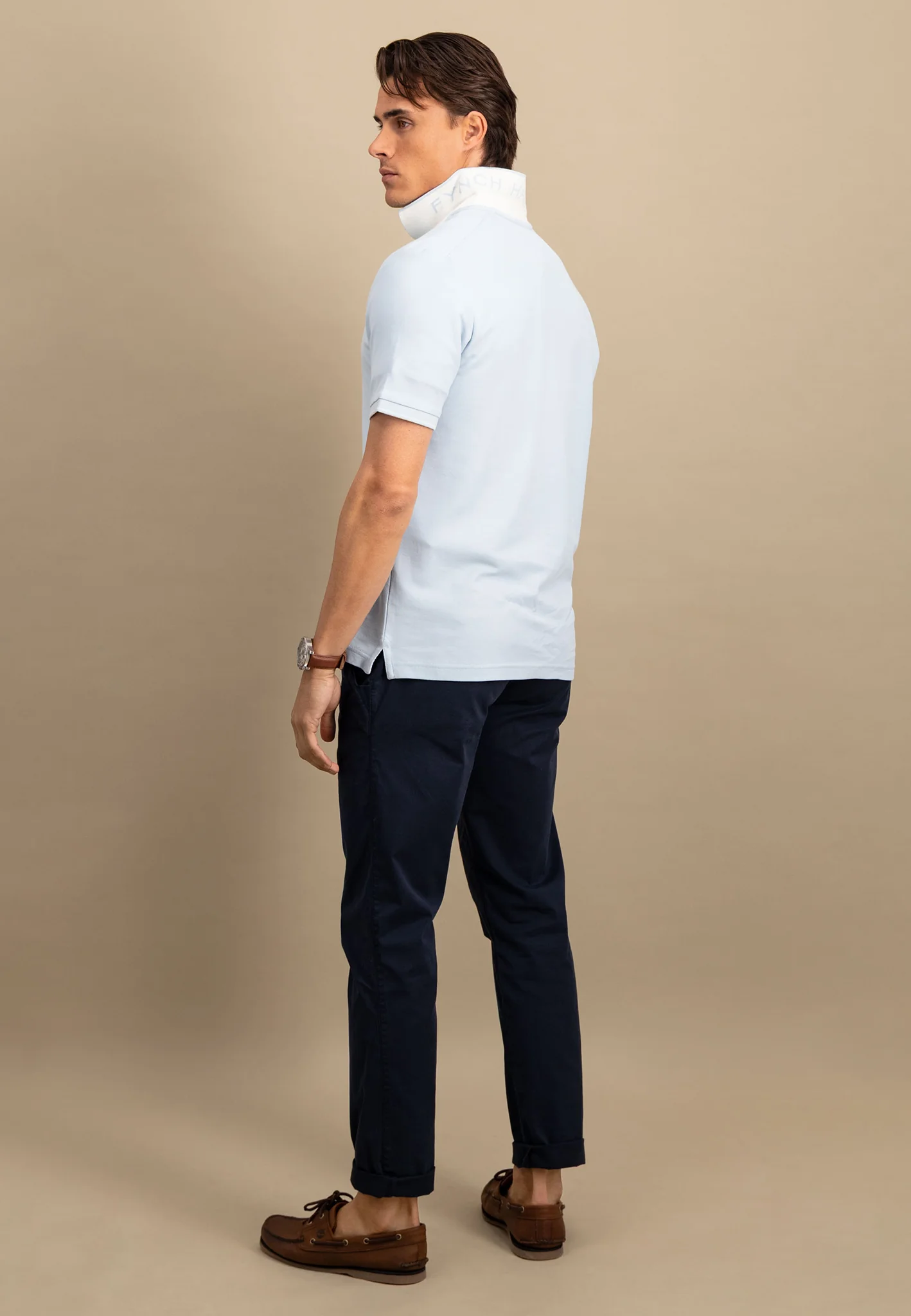 Poloshirt aus Baumwolle mit dezentem Kragendetail - Image 33