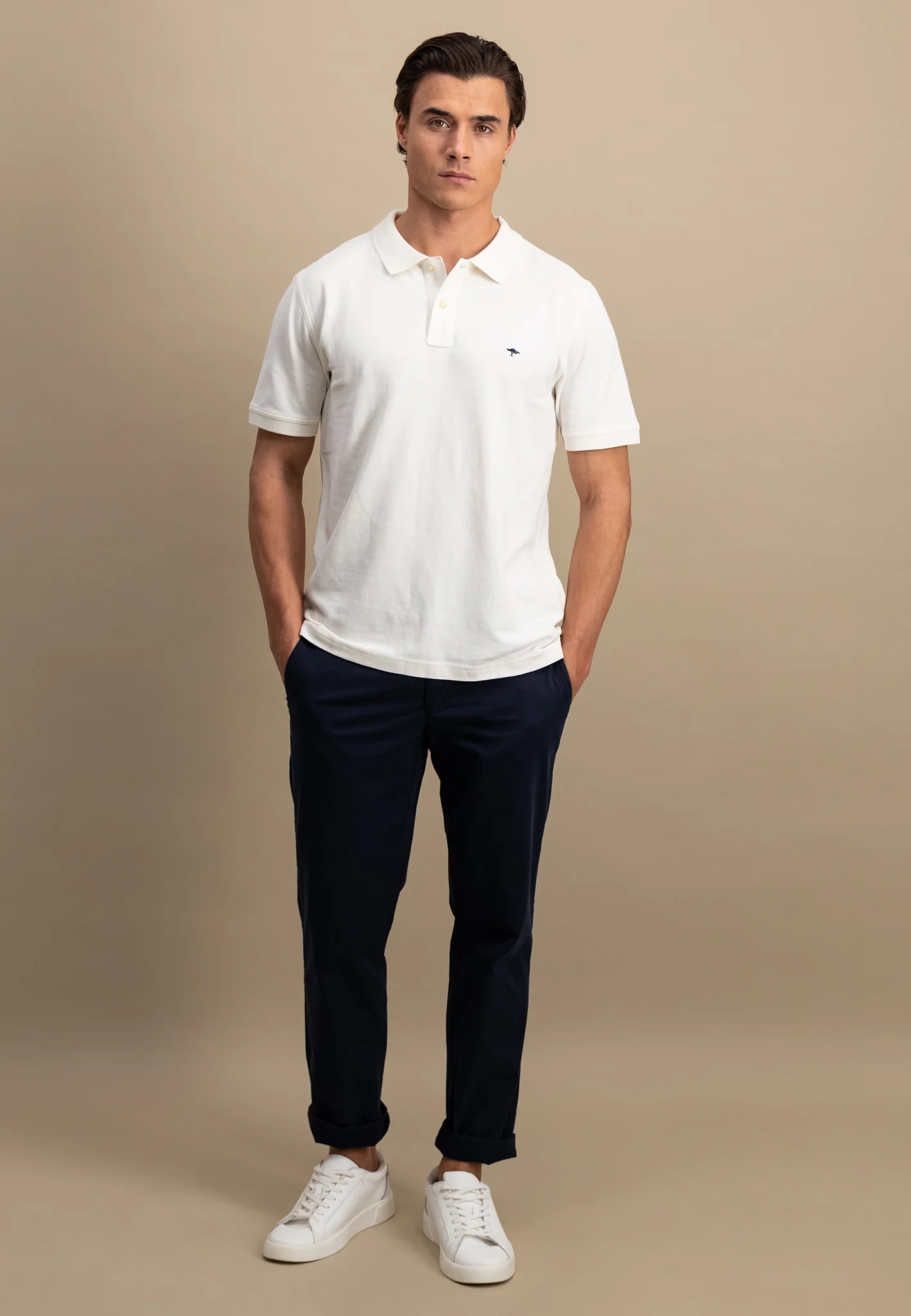 Poloshirt aus Baumwolle mit Logo Detail - Image 24