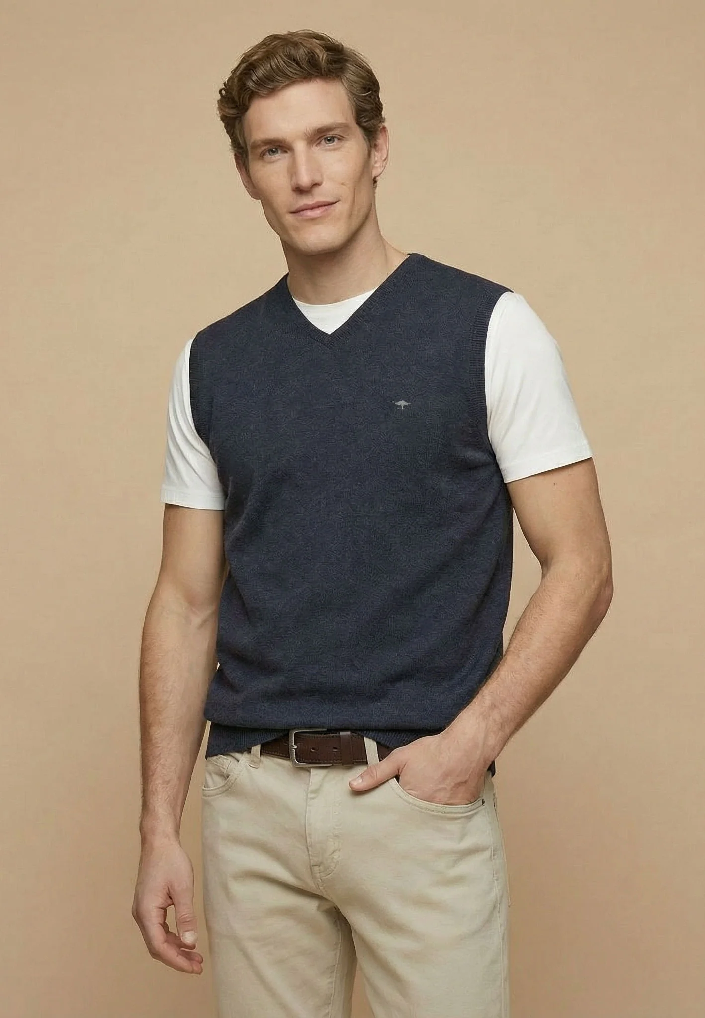 Pullunder aus Baumwolle mit V-Ausschnitt – Superfine - Image 12