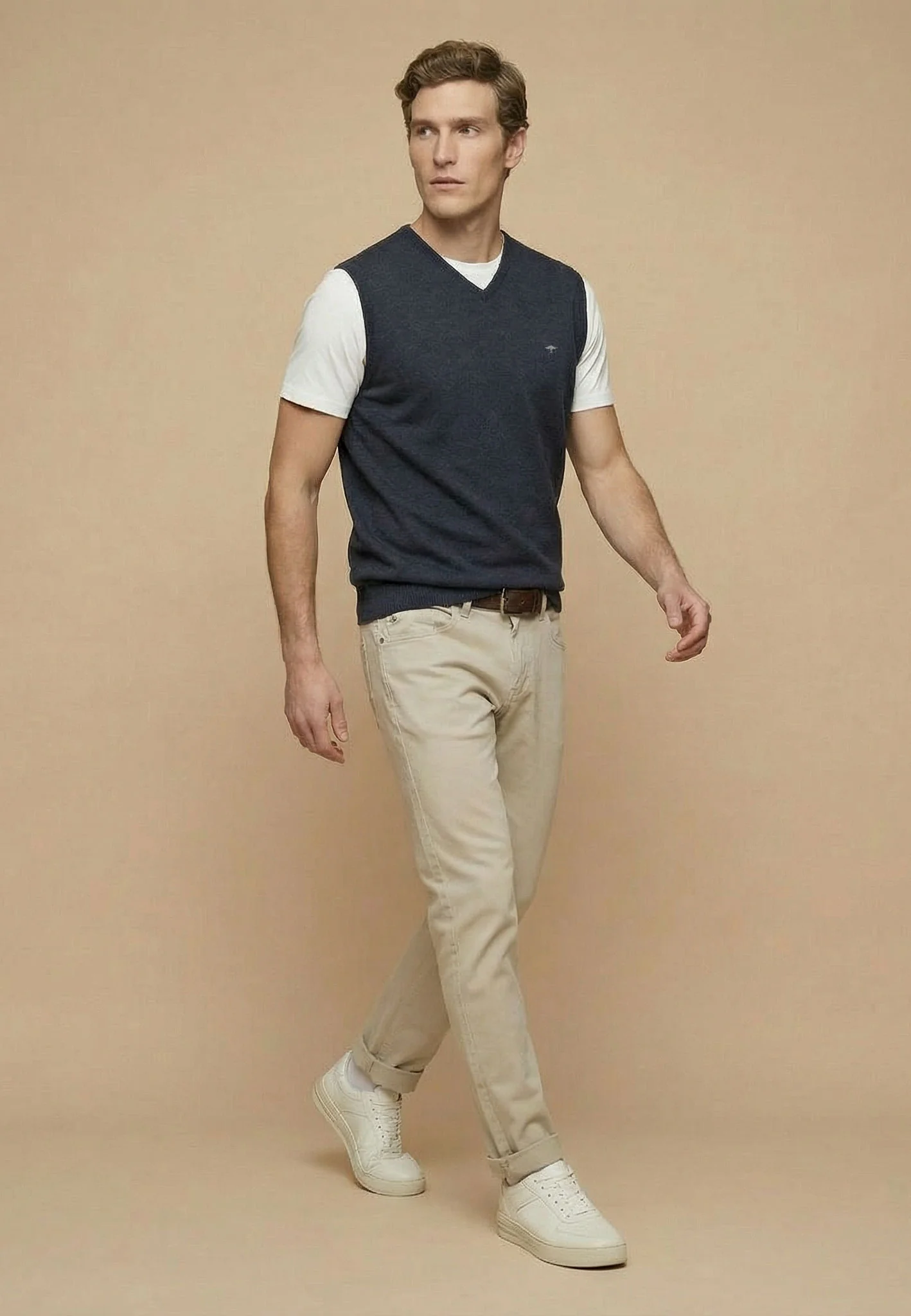 Pullunder aus Baumwolle mit V-Ausschnitt – Superfine - Image 15