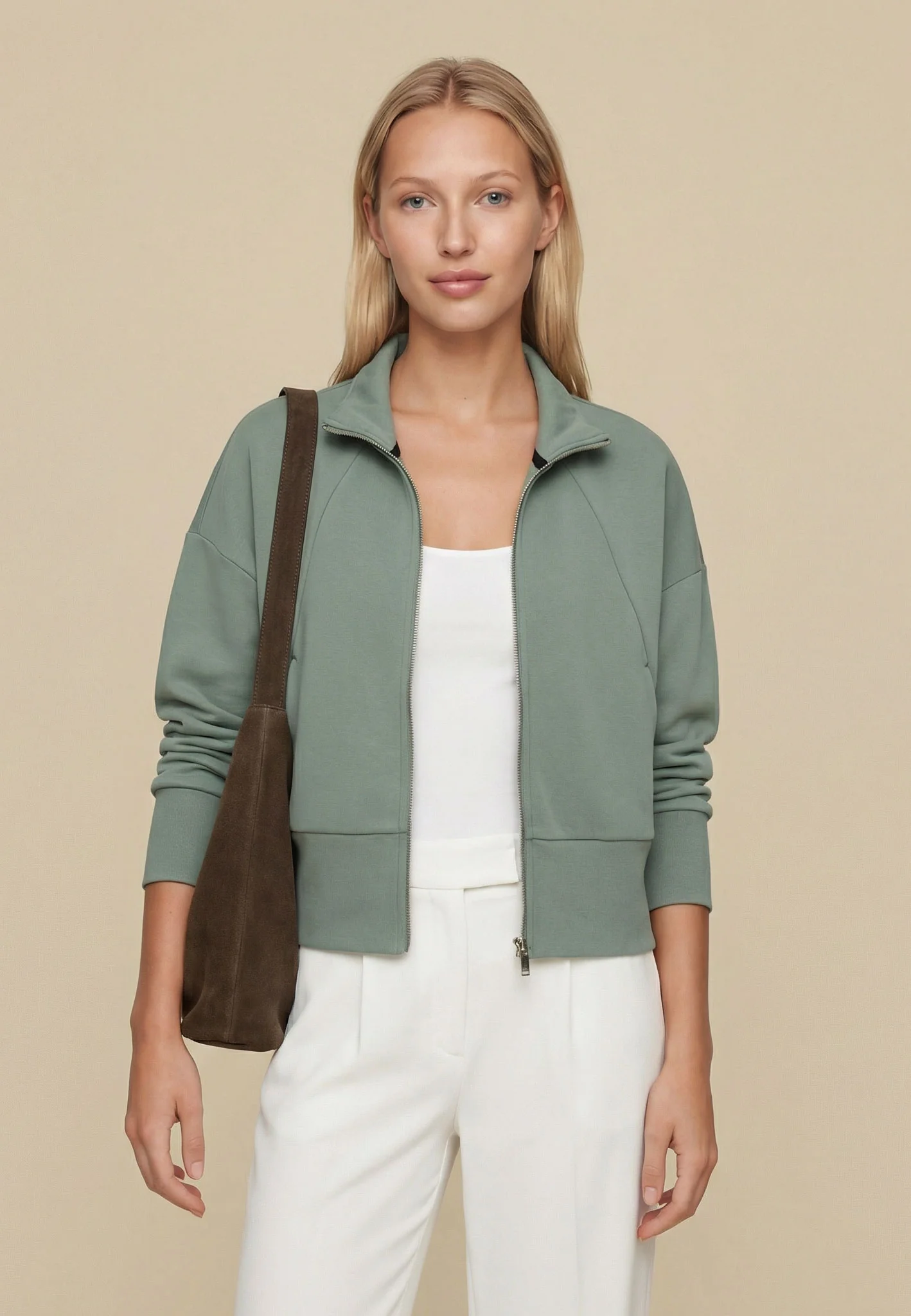 Sweatjacke aus Viskosemix mit Reißverschluss und Raglanärmeln - Image 8